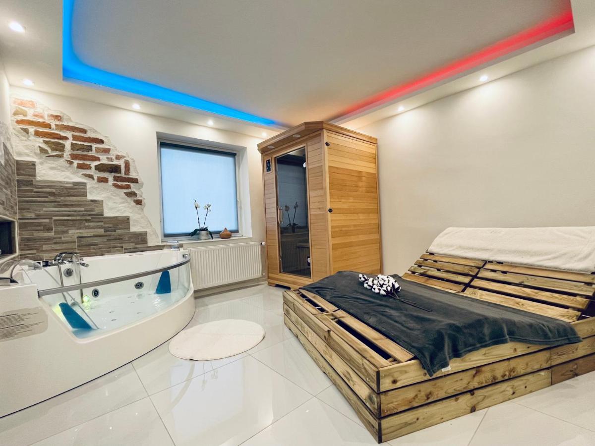 Luxe Apartments Ljutomer Extérieur photo