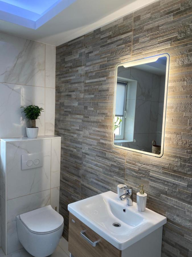 Luxe Apartments Ljutomer Extérieur photo