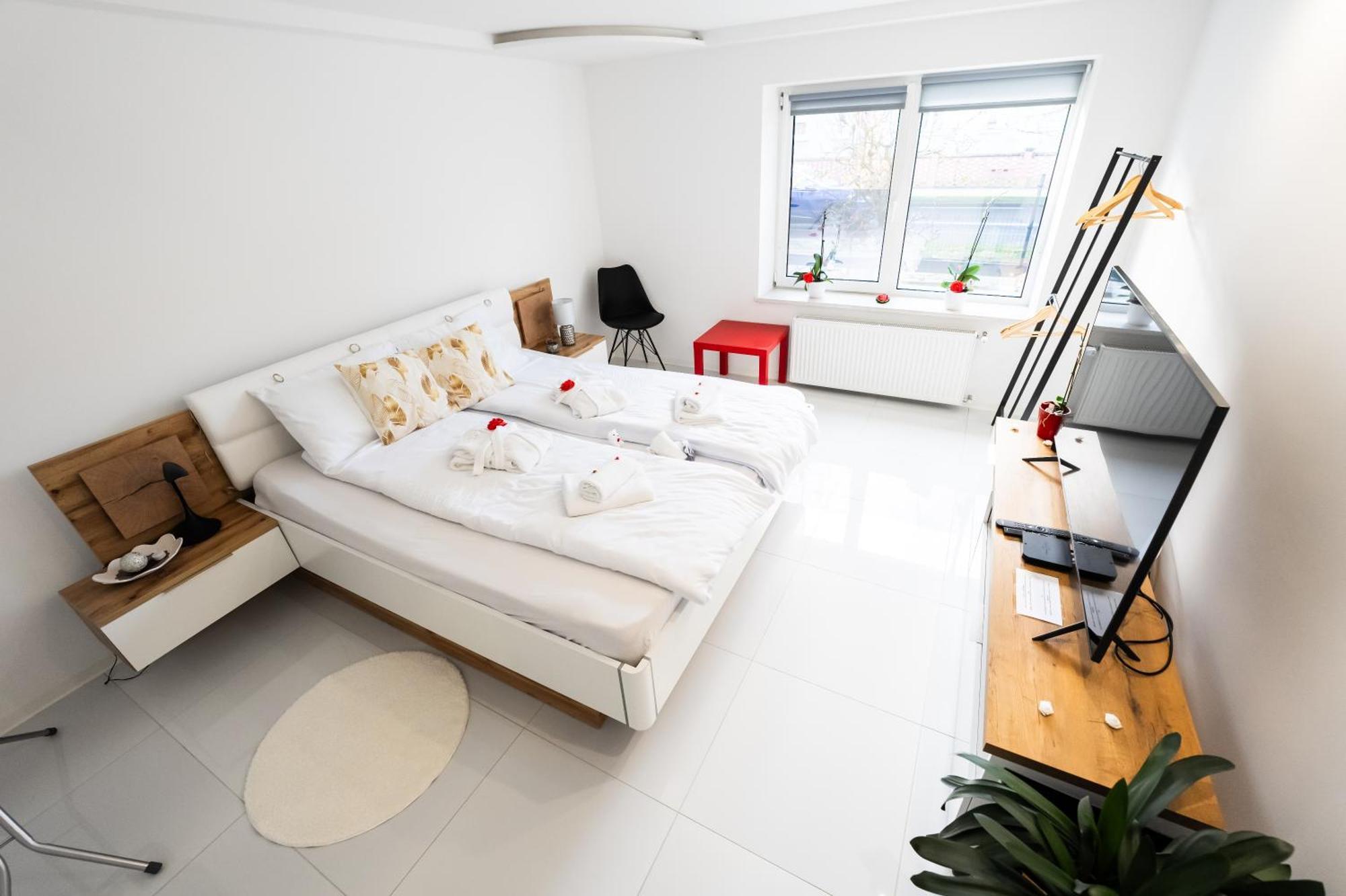 Luxe Apartments Ljutomer Extérieur photo