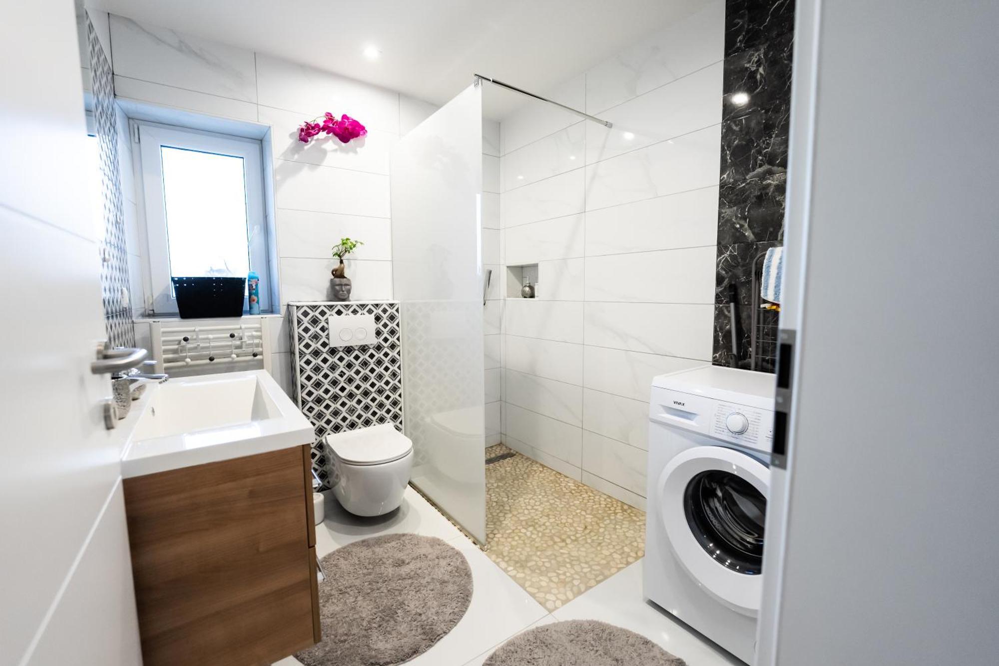 Luxe Apartments Ljutomer Extérieur photo